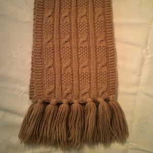 100% Acrylic scarf